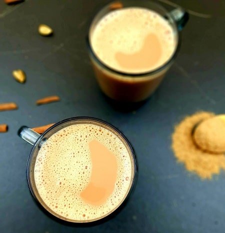 Slow Cooker Chai Latte - Simply Stacie